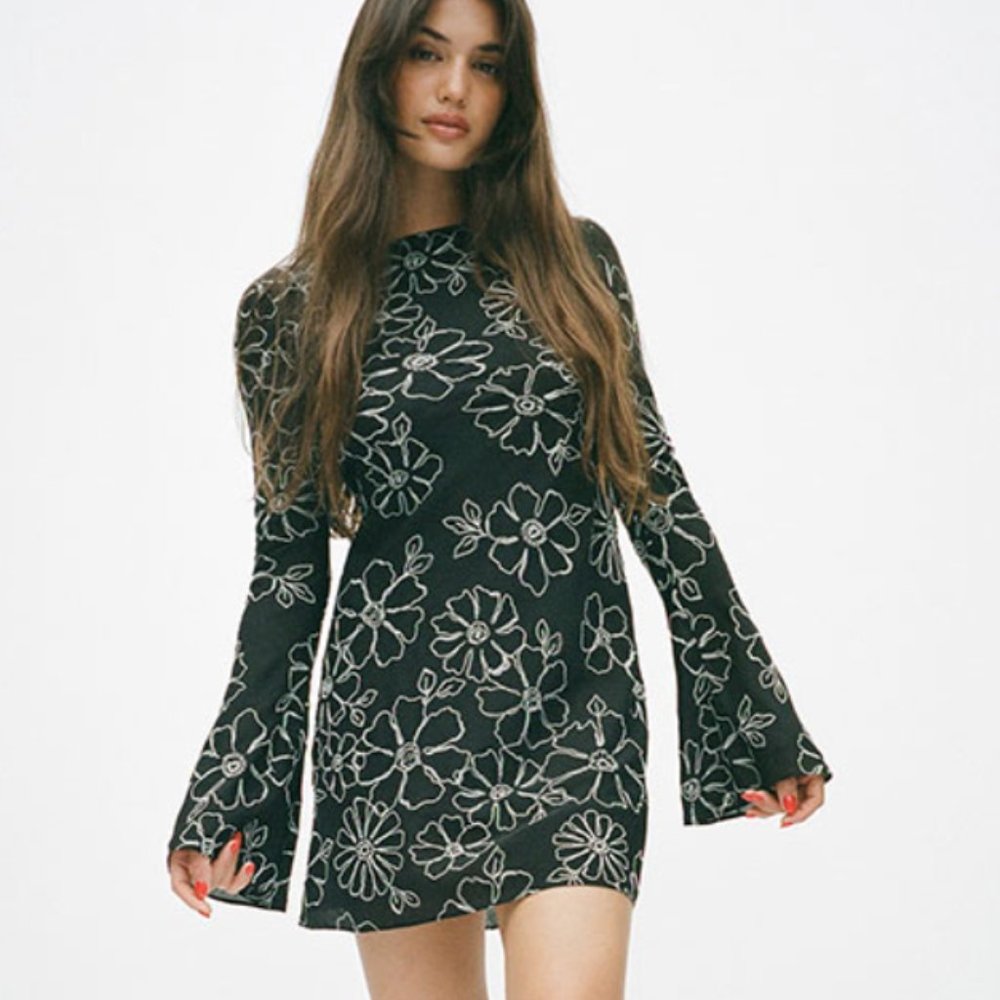 Realistion Par THE BRIGITTE Dress